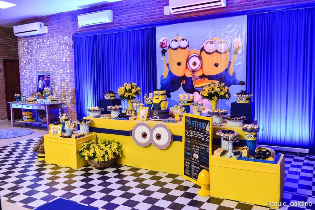 Minion Artur Decoração