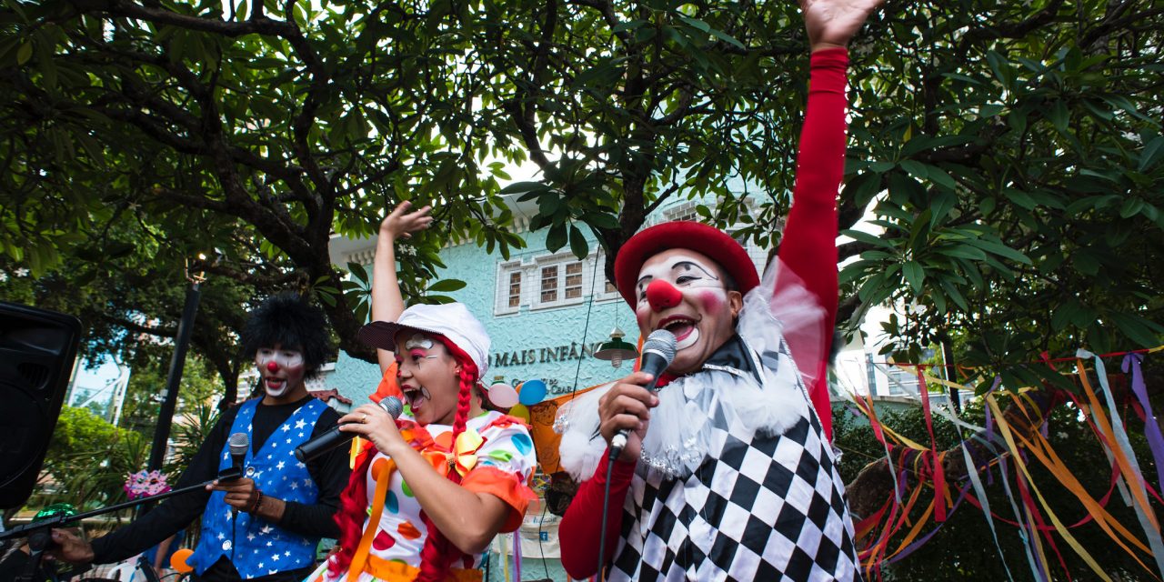 Oficinas e atividades infantis com a magia do Natal