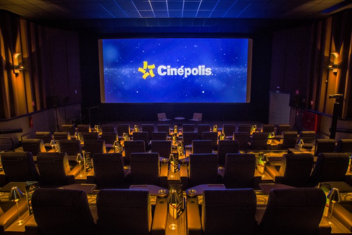 Salas de Cinema VIP do shopping RioMar Fortaleza oferecem preço promocional