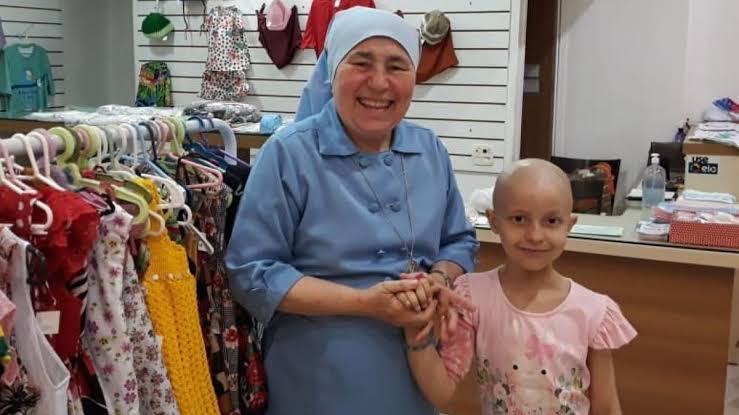 Lar Amigos de Jesus realiza mais uma edição do Bazar das Mães